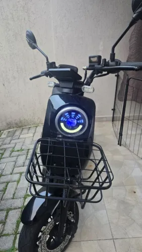 Moto elétrica