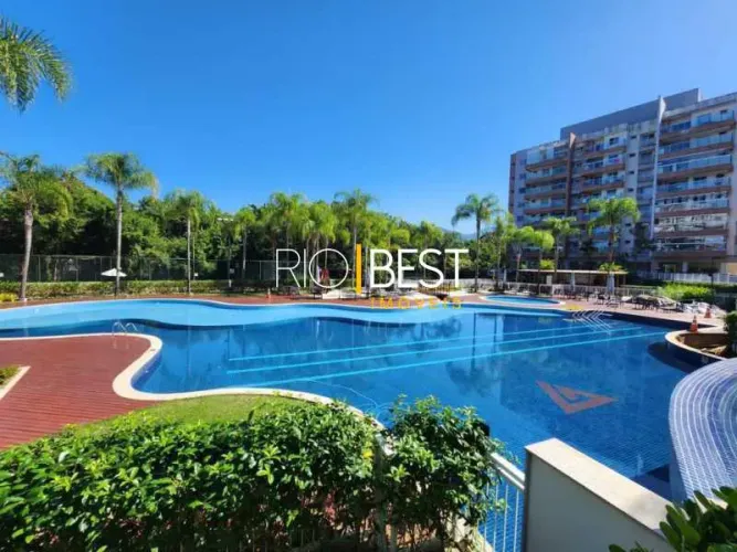 Barra Condominio Alphaland Rua Paulo Moura, 101 2 suites reformado