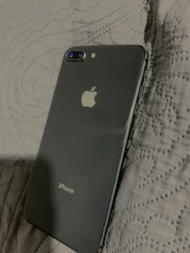 iPhone 8 plus todo ok