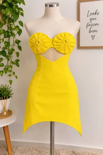 Vestido curto amarelo p novo