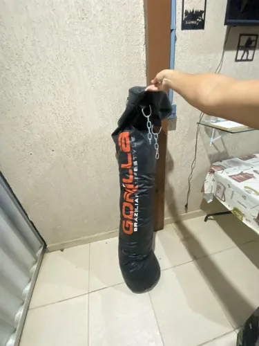 DOAÇÃO Saco de Box com luvas 160cm