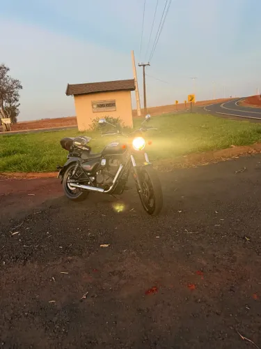 Oportunidade de compra moto muito nova e barato