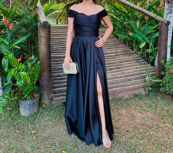 Vestido de festa preto