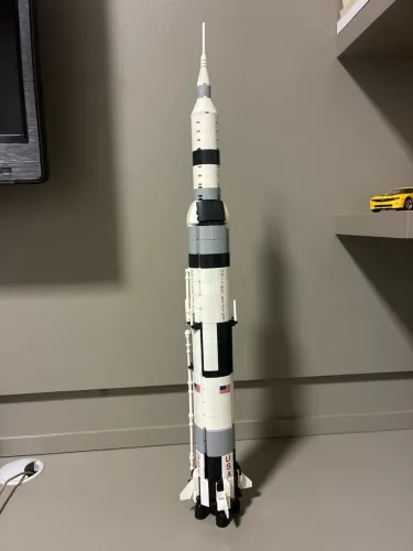 Saturno V: Missão Lunar Apollo (1969 peças)