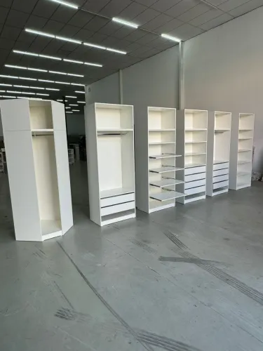 Closet Modulado - Cabideiro c/ 4 Gavetas 