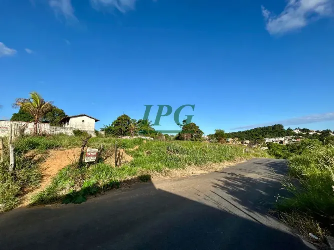 Lote com 276m² escriturado e registrado no Bairro de Fátima, em Guarapari