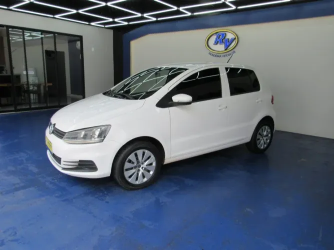 Volkswagen Fox Trendline 1.0 Flex 8V 5P 2015