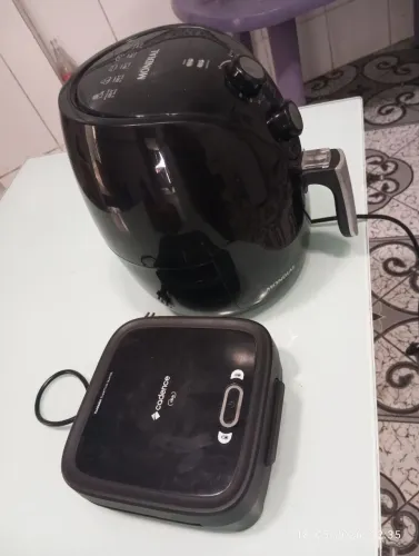 Air fryer e sanduicheira