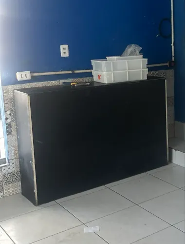 DESAPEGO - balcão MDF pra atendimento