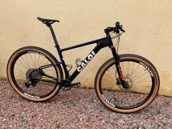 Caloi Elite Carbon Sport 2025
