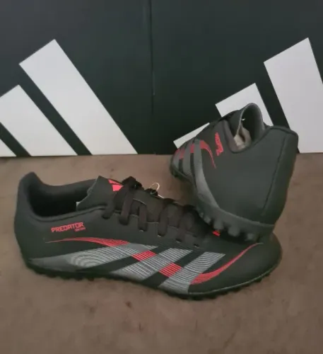 Chuteira Adidas Predator Club Tf Tam 42, 43 e 44 (original / nova)