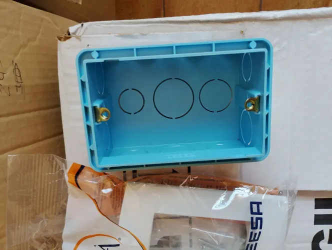 Materiais elétricos interruptores e tomadas