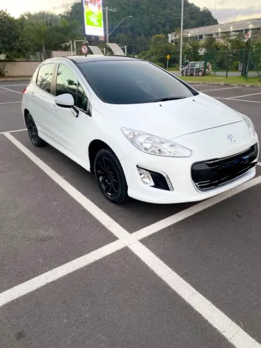 Peugeot 308 Active 1.6 Flex 16V 5P Mec. 2014
