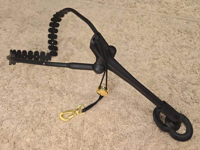 Correia Saxofone Tipo Saxholder Pro com Gancho Metálico