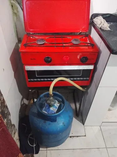 Fogão antigo duas bocas e forno funciona tudo