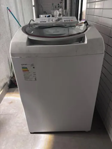 Maquina de lavar Brastemp 13 kg com defeito