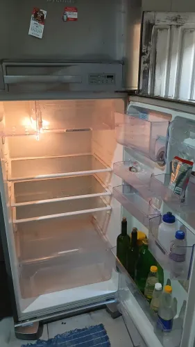 Geladeira Electrolux 420 litros leia a descrição por favor