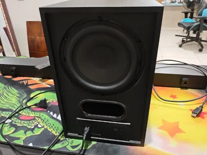 Soundbar JBL SB180 2.1 canais - potência de 110w rms - usado