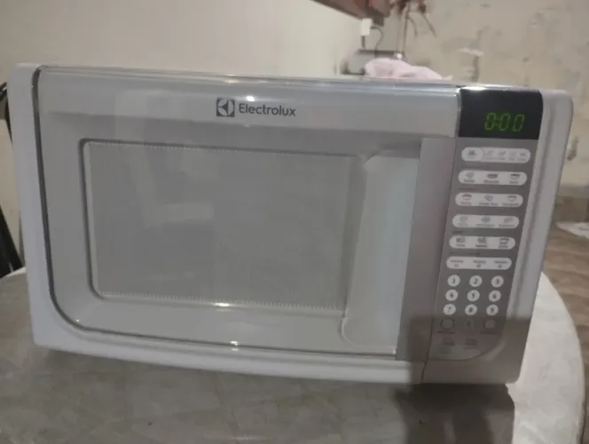 Microondas Electrolux 31 litros