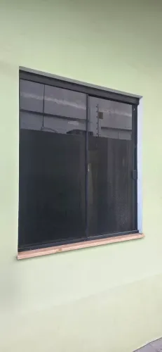 Janelas de vidro com esquadria