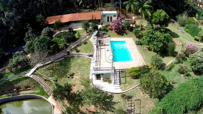 CHÁCARA À VENDA COM LAGO NO BAIRRO CAXAMBU EM JUNDIAI / SP