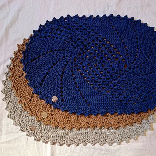 Tapete de Crochê Pequeno Espiral - Artesanal / Pronta Entrega