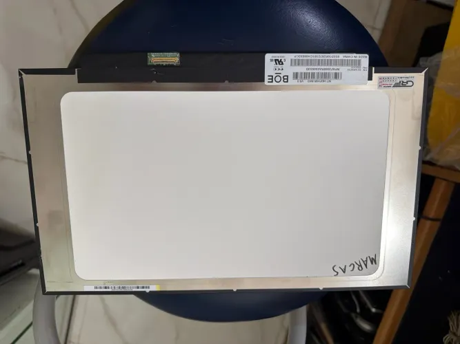 Tela led slim 30 pinos de 14 polegadas