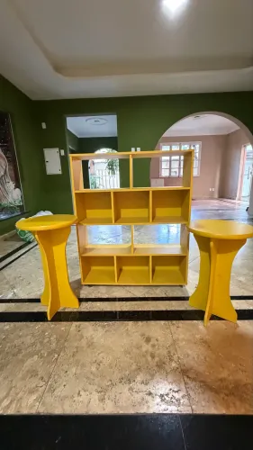 Estante e conj de mesa
