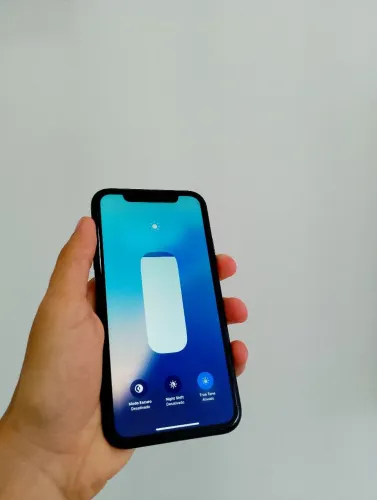 IPHONE XR 128GB TODO ORIGINAL