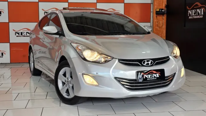 Hyundai Elantra GLS 2.0 16V Flex Aut. 2014