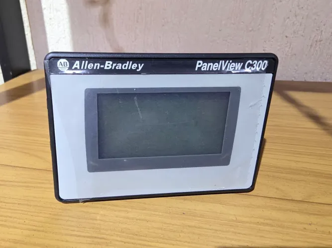 IHM PanelView C300 nova