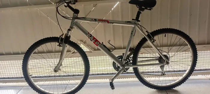 Bicleta caloi aro 29 antiga