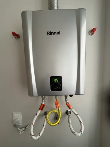 Aquecedor de água a gás Rinnai