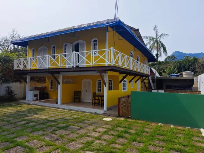 OPORTUNIDADE! Pousada à Venda em Ilhabela, bairro Água Branca.