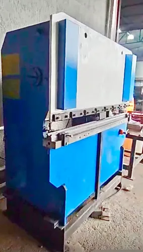 Dobradeira hidráulica prensa viradeira 1,5m x 30ton(3,2mm)