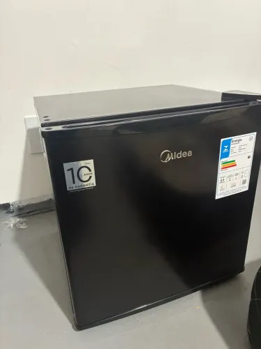 Frigobar Midea 45L Inverter