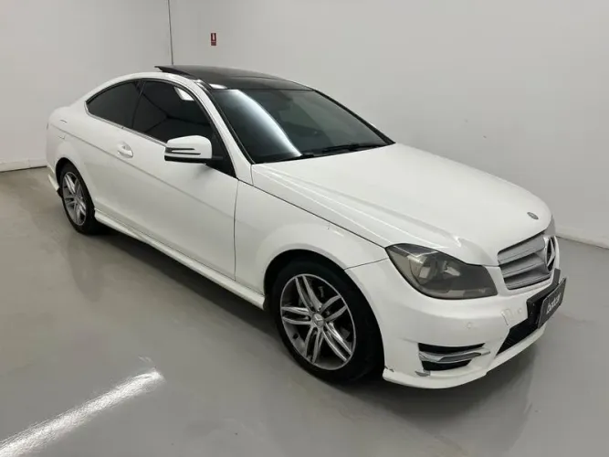 Mercedes-Benz C-180 CGI Coupe Sport 1.6 TB 16V Aut. 2013