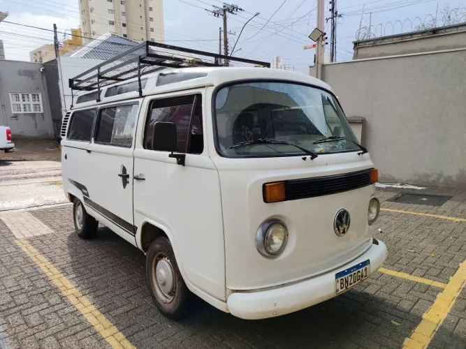 Volkswagen Kombi Standard/ Luxo/ Serie Prata 2002