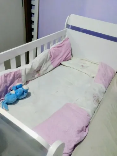 Berço Carolina Baby - Seminovo