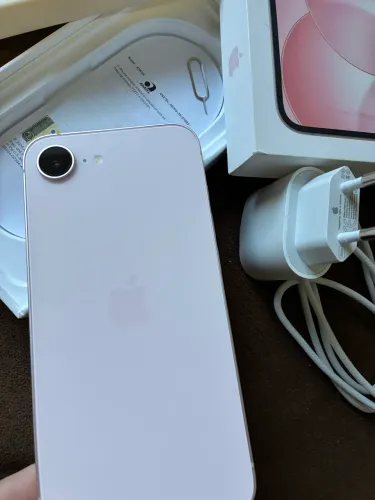 iPhone 17e novo Garantia Apple ( aceita trocas )