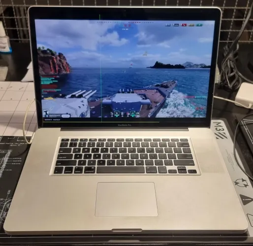 MacBook Pro 17 Core 2 Duo 8Gb RAM SSD 500Gb