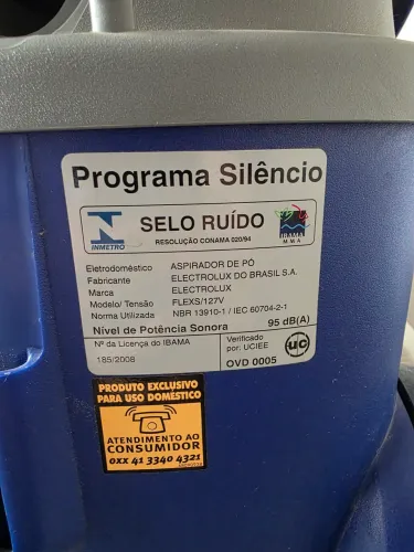 Aspirador de Pó e Água Electrolux Flex S 127V - Aspira Pó e Líquidos