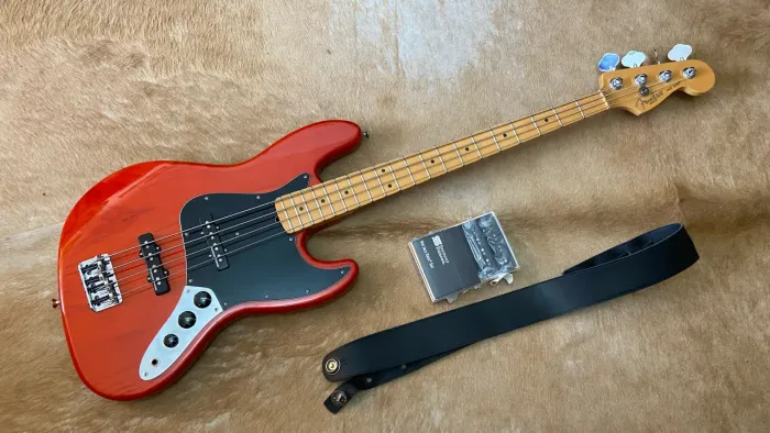 Baixo Fender Jazz Bass American Standard