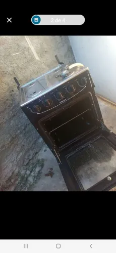 Vendo esse fogão tem ums mês de uso pos tá sem as tampa e sem a grade de cima  250,00  