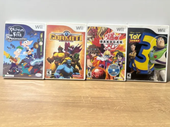 Lote 4 jogos Nintendo wi cib completos
