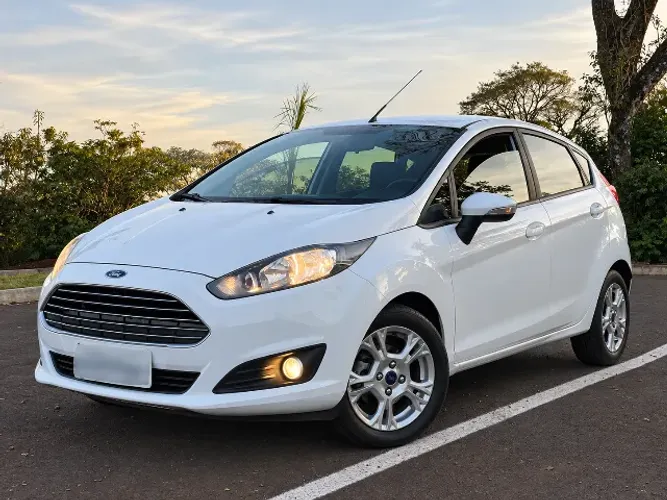 Ford Fiesta 1.5 16V Flex Mec. 5P 2016