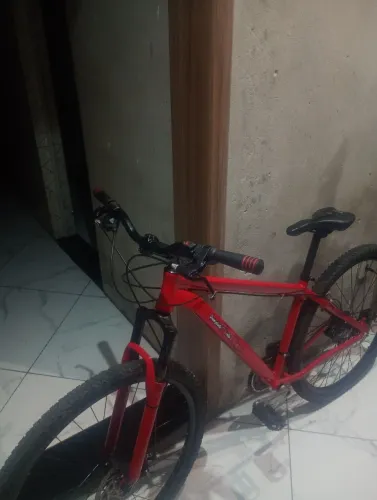 Bicicleta Aro29 nova,freio a disco,com marcha.