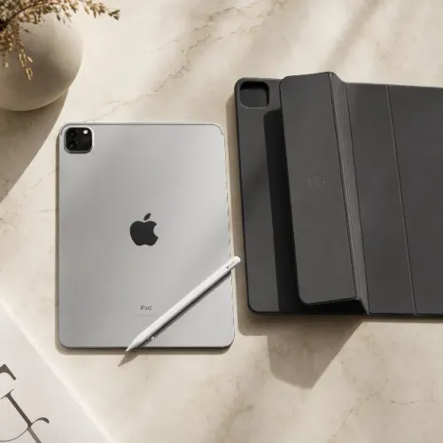 iPad Pro 11" M1 Prata 128GB + Apple Pencil + SmartFolio Apple + Película