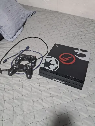 Playstation 4 pro, edição especial Star Wars Battlefront II