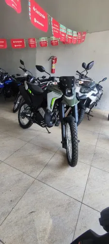 YAMAHA XTZ LANDER 250 VERDE 2025 0 KM Shalon veículos Cariacica